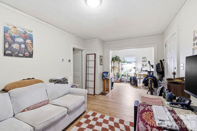65 King Street, Asheville, NC 28804