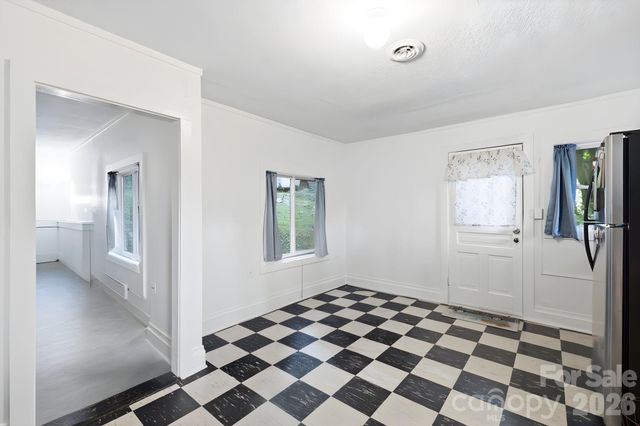65 King Street, Asheville, NC 28804
