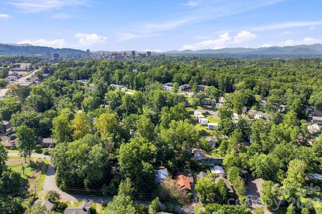 65 King Street, Asheville, NC 28804