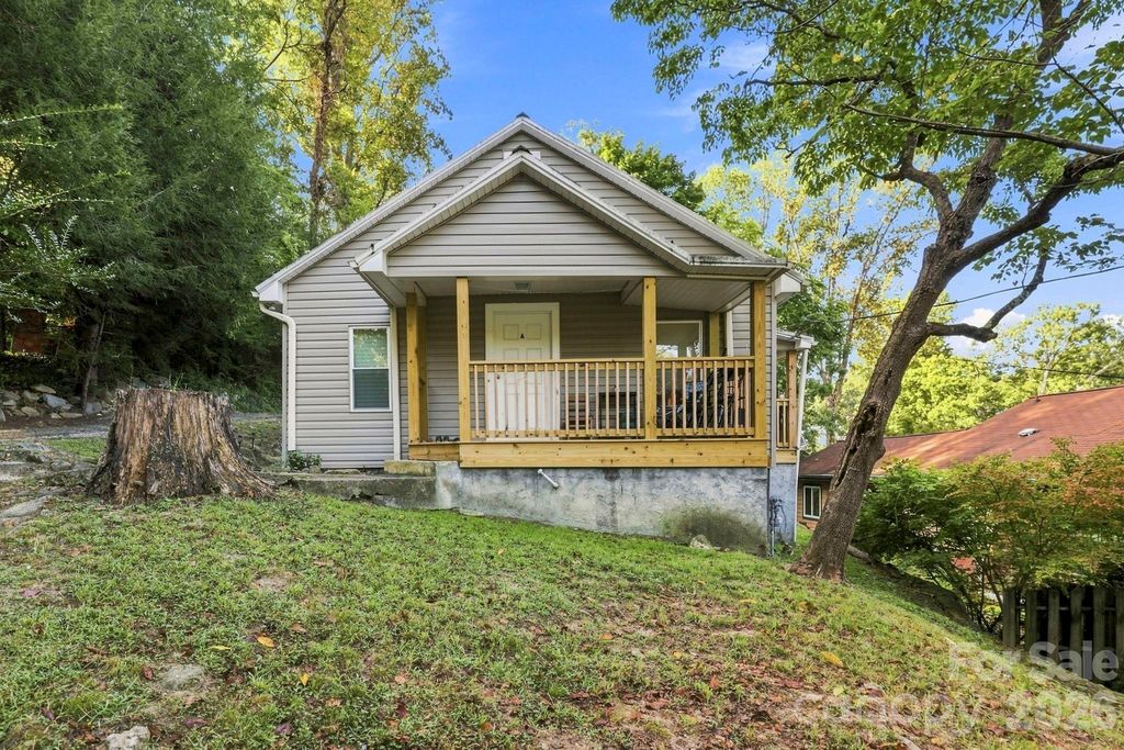 65 King Street, Asheville, NC 28804