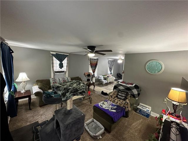 808 S Willis Avenue, Independence, MO 64052