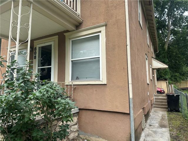 808 S Willis Avenue, Independence, MO 64052
