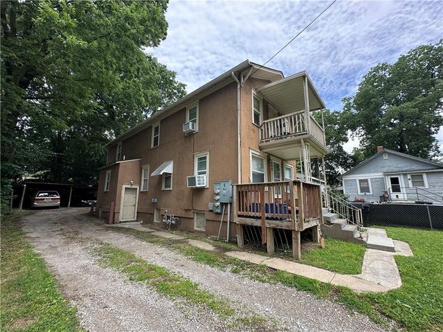 808 S Willis Avenue, Independence, MO 64052