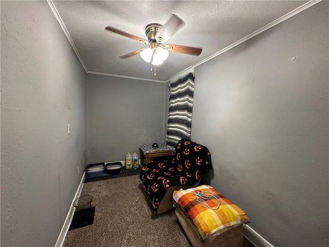 808 S Willis Avenue, Independence, MO 64052