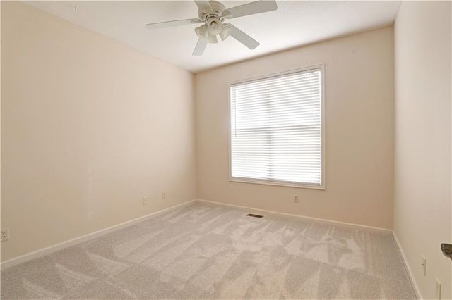 2110 NE Colonnade Avenue, Grain Valley, MO 64029