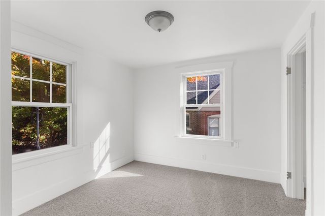 841 Highland Rd, Sharon, PA 16146