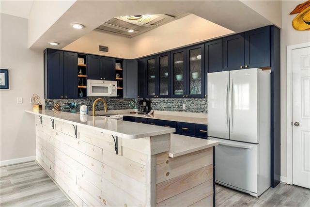 1701 Bienville Boulevard 305, Dauphin Island, AL 36528