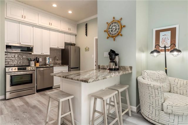 1701 Bienville Boulevard 305, Dauphin Island, AL 36528