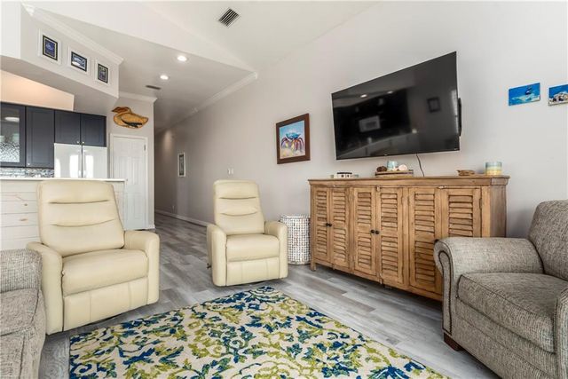 1701 Bienville Boulevard 305, Dauphin Island, AL 36528