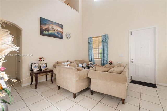 20507 NW 9th Ave, Miami Gardens, FL 33169