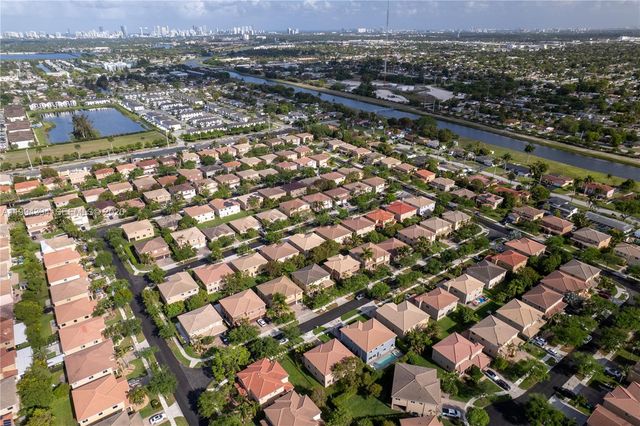 20507 NW 9th Ave, Miami Gardens, FL 33169