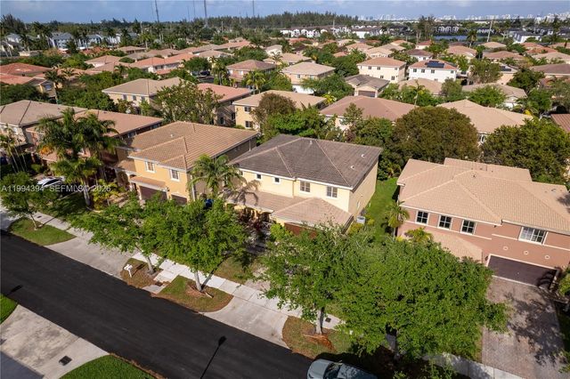 20507 NW 9th Ave, Miami Gardens, FL 33169