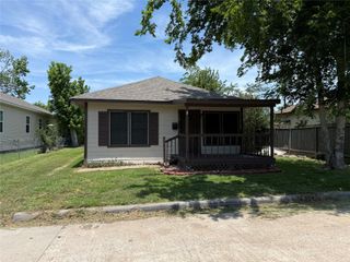 118 E Murrill Avenue, Baytown, TX 77520
