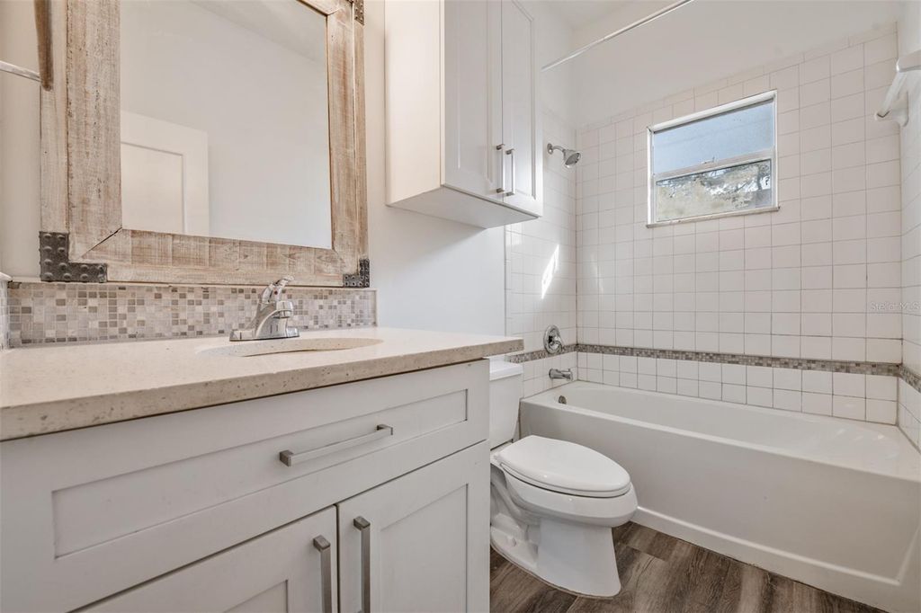 Image 17 of property listing at 8304 N 13TH STREET, Tampa, FL 33604