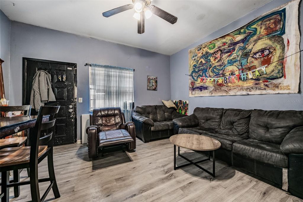 Image 19 of property listing at 8304 N 13TH STREET, Tampa, FL 33604