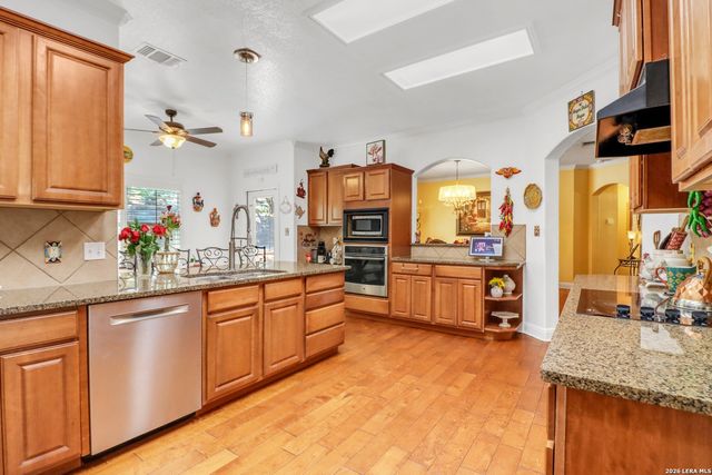 19007 Sweet Mary, San Antonio, TX 78255