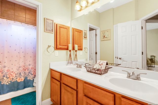 19007 Sweet Mary, San Antonio, TX 78255