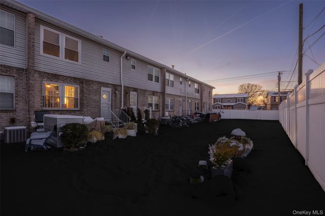 2899 Grand Avenue 5, Baldwin, NY 11510