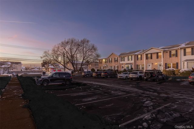 2899 Grand Avenue 5, Baldwin, NY 11510