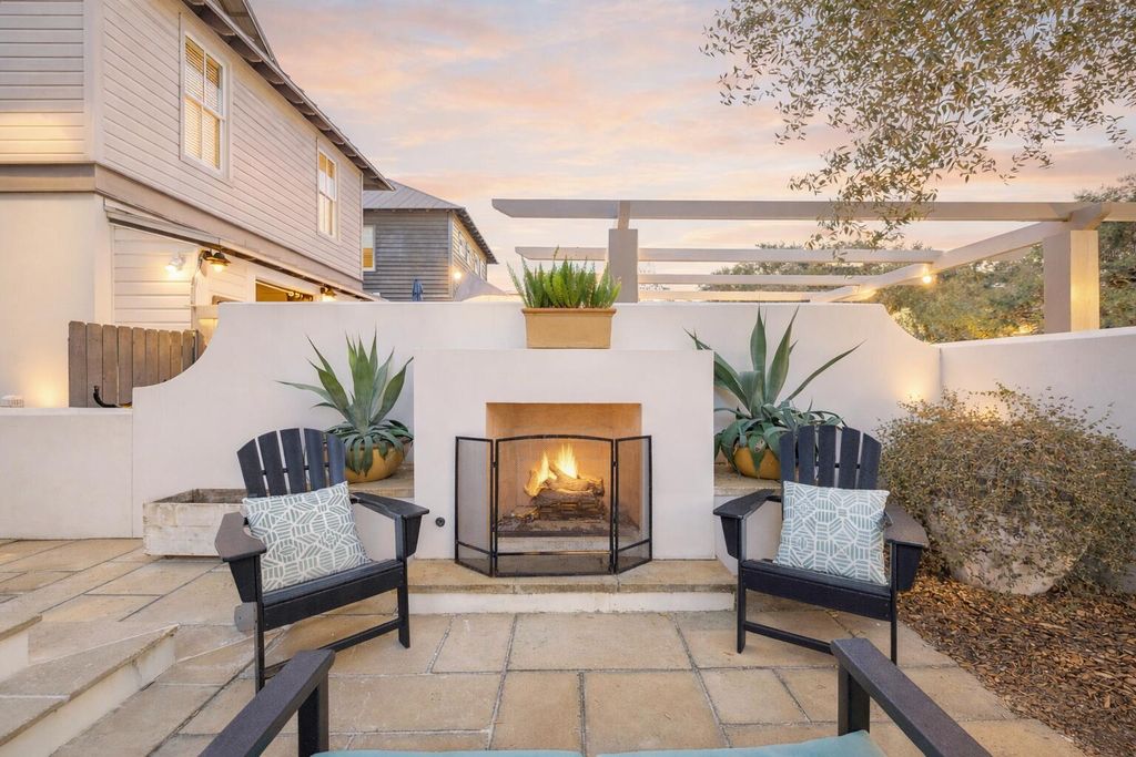 21 Hamilton Lane, Rosemary Beach, FL 32461