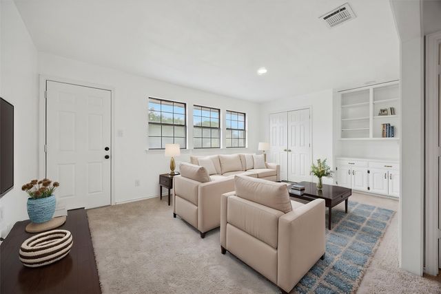 845 Canyon Crest Drive, Irving, TX 75063