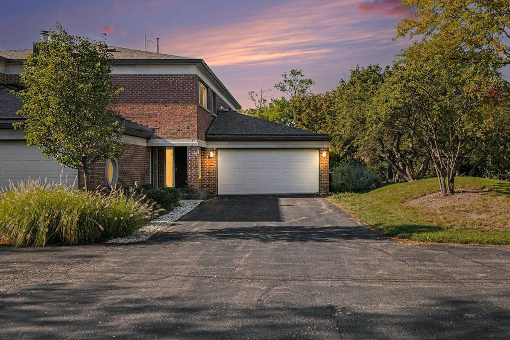 524 Milford Road, Deerfield, IL 60015