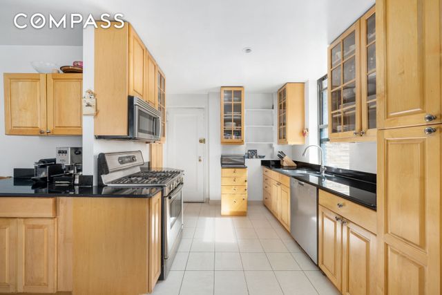 514 W End Avenue 12BC, New York City, NY 10024