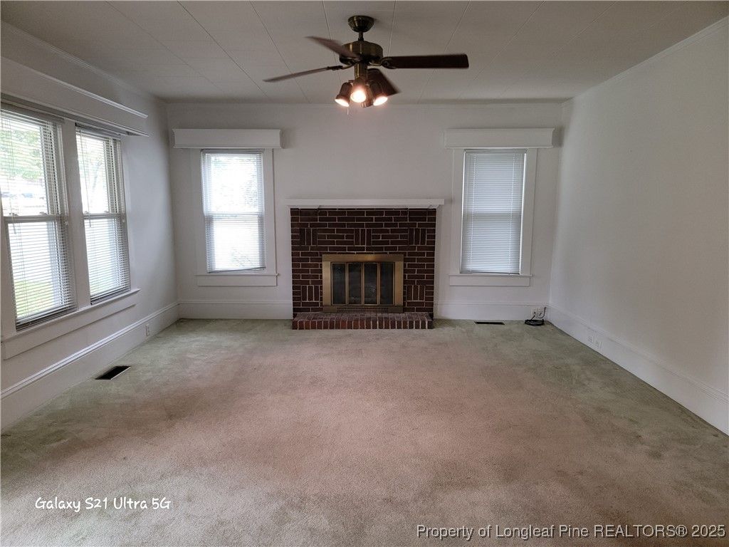 209 E Elwood Avenue, Raeford, NC 28376 — photo 5