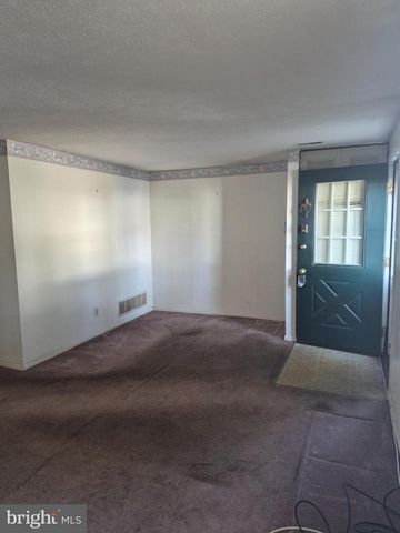 1910 GREENWOOD DR, Lindenwold, NJ 08021