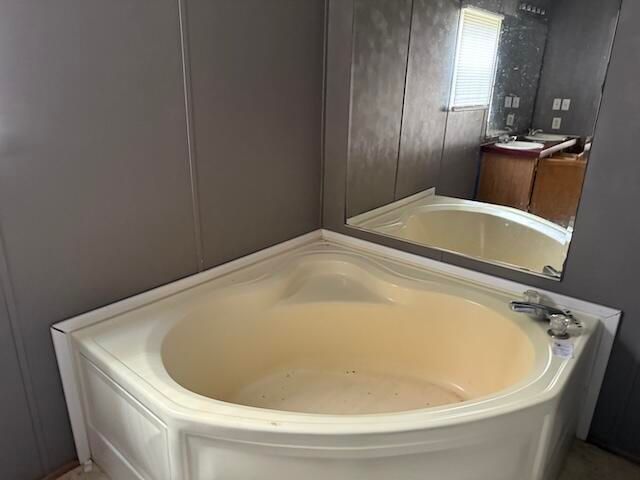 509 Ponder Branch Road, Frenchburg, KY 40322