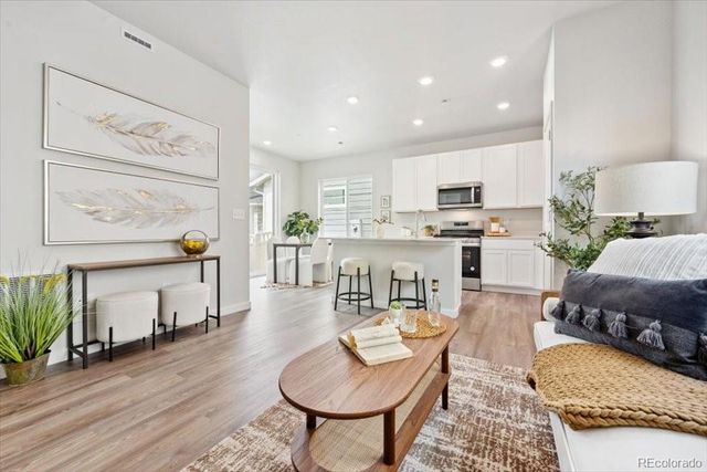 22639 E 47th Drive, Aurora, CO 80019