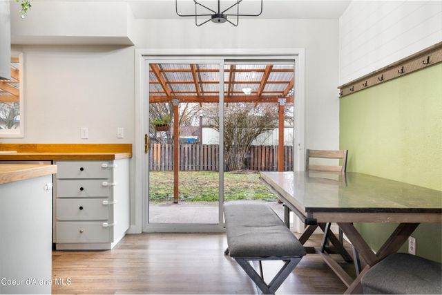 1011 E Gilbert Ave, Coeur D'alene, ID 83815