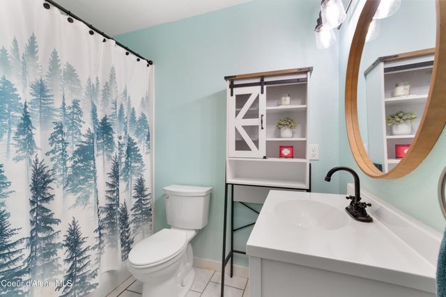 1011 E Gilbert Ave, Coeur D'alene, ID 83815