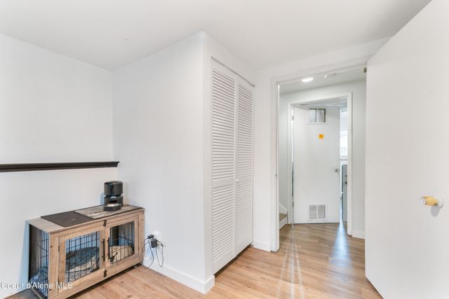 1011 E Gilbert Ave, Coeur D'alene, ID 83815