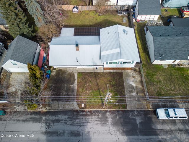 1011 E Gilbert Ave, Coeur D'alene, ID 83815