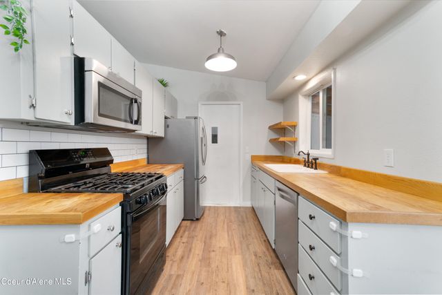 1011 E Gilbert Ave, Coeur D'alene, ID 83815