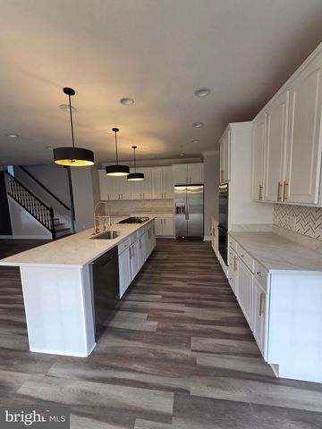 6101 GOLD YARROW LN, Upper Marlboro, MD 20772