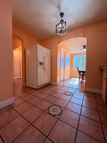 409 7th Ave, W, Springfield, TN 37172