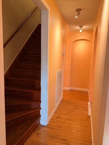 409 7th Ave, W, Springfield, TN 37172