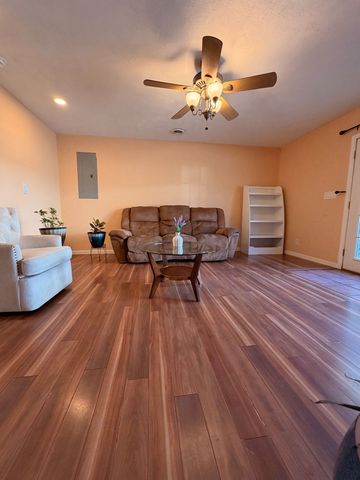 409 7th Ave, W, Springfield, TN 37172