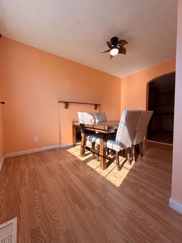 409 7th Ave, W, Springfield, TN 37172