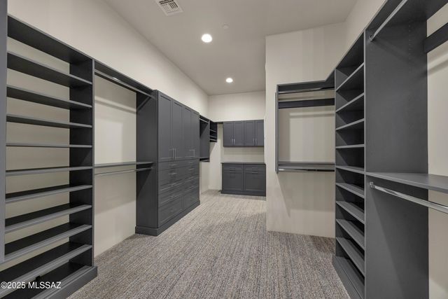 6862 W Patina Drive, Marana, AZ 85658