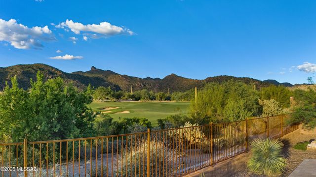 6862 W Patina Drive, Marana, AZ 85658