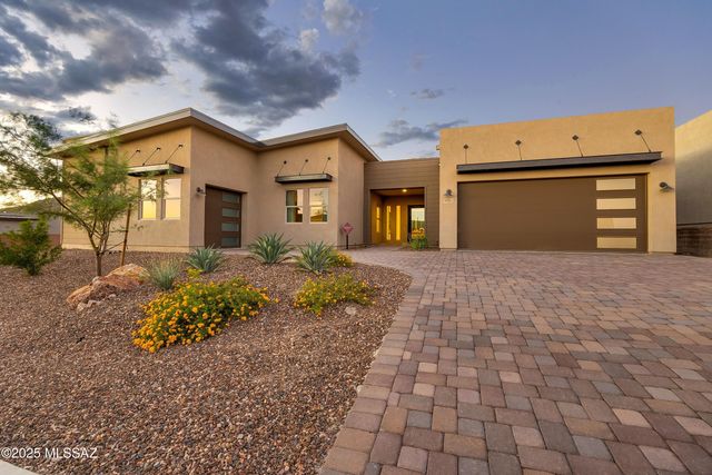 6862 W Patina Drive, Marana, AZ 85658