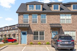 1000 Henry Place Boulevard, Clarksville, TN 37042