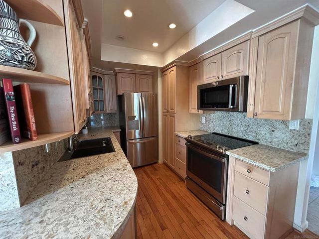 2410 Albatross St 9, San Diego, CA 92101