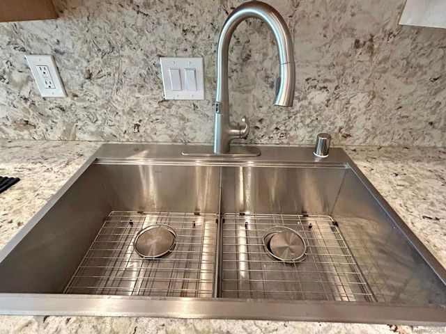 2410 Albatross St 9, San Diego, CA 92101