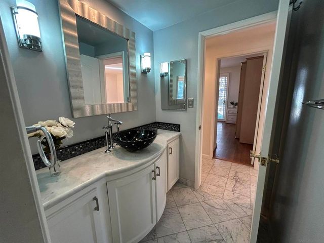 2410 Albatross St 9, San Diego, CA 92101