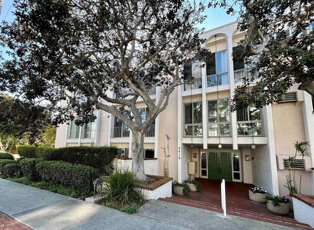 2410 Albatross St 9, San Diego, CA 92101