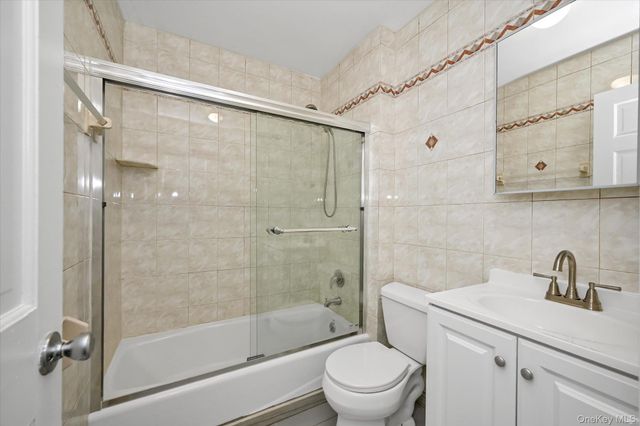 20-13 124th Street, College Point, NY 11356